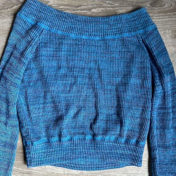 NEW Free People Sugar Rush Off-The-Shoulder sweater - Picture 4 of 9